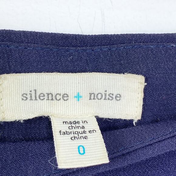 Silence+Noise Womens Navy Blue Dotted Flare Pants Size 0 Boho Cropped Festival - Picture 5 of 8